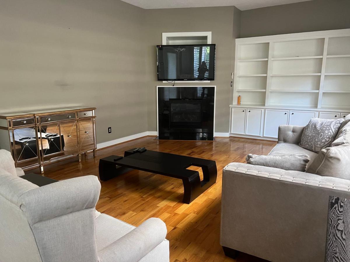 Wanderlust Villa Near Galleria Mall Хюстън Екстериор снимка