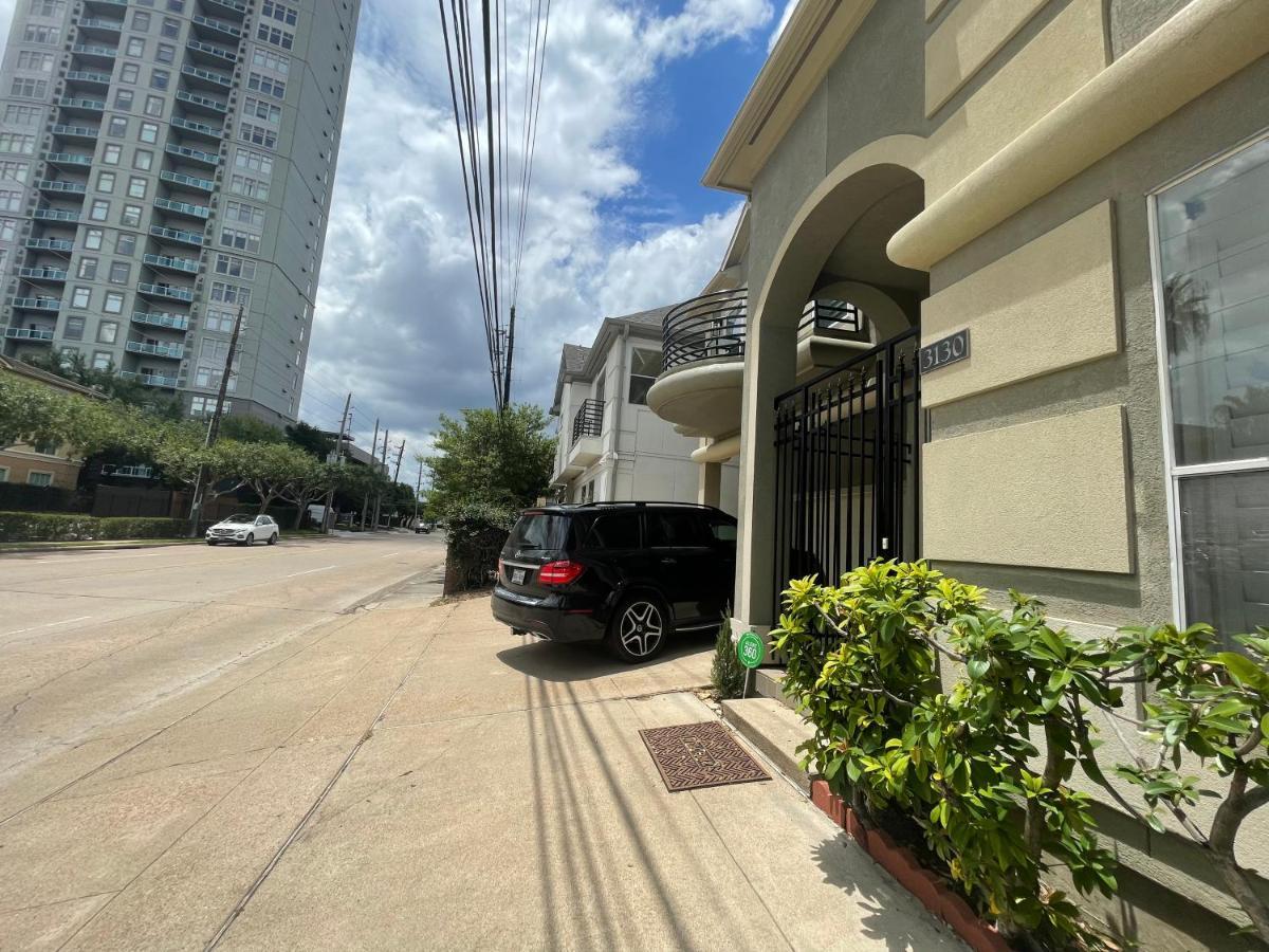 Wanderlust Villa Near Galleria Mall Хюстън Екстериор снимка