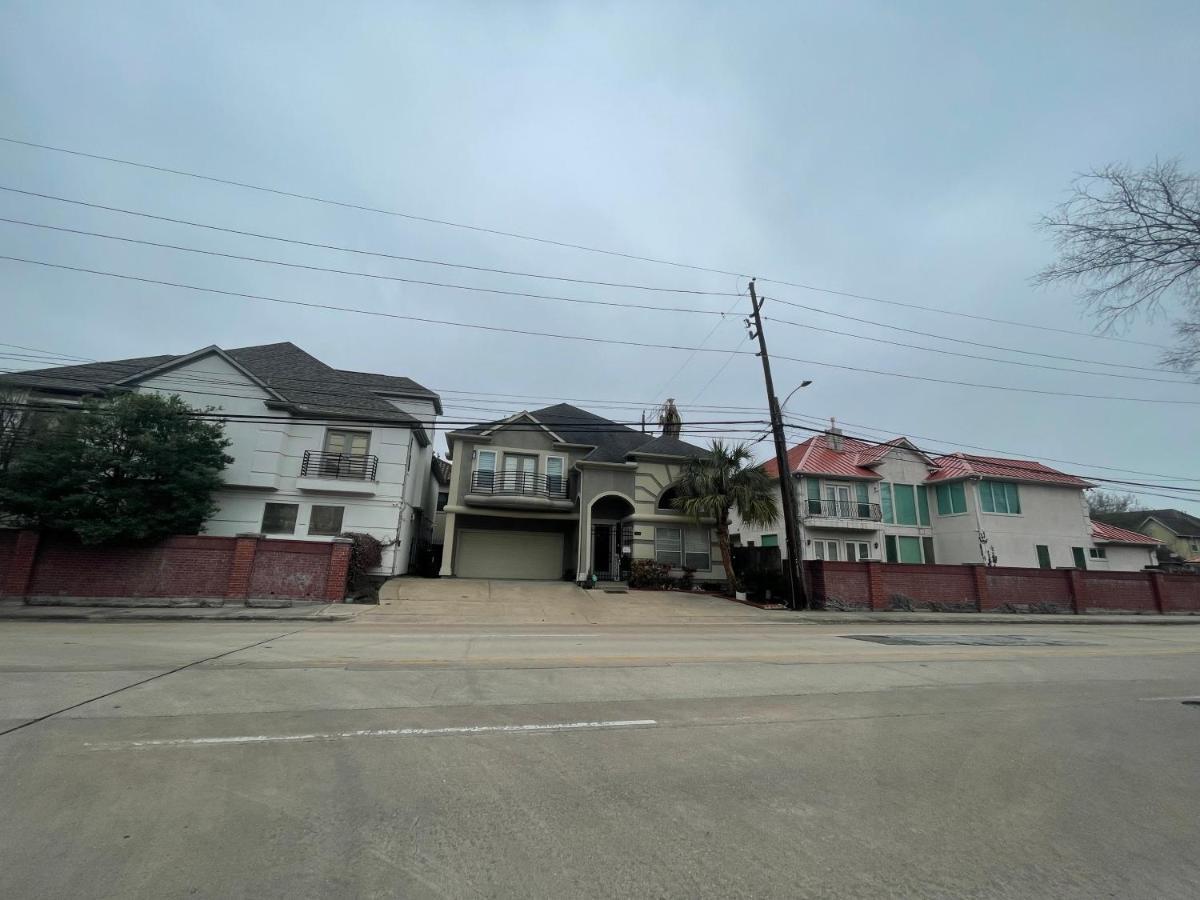 Wanderlust Villa Near Galleria Mall Хюстън Екстериор снимка