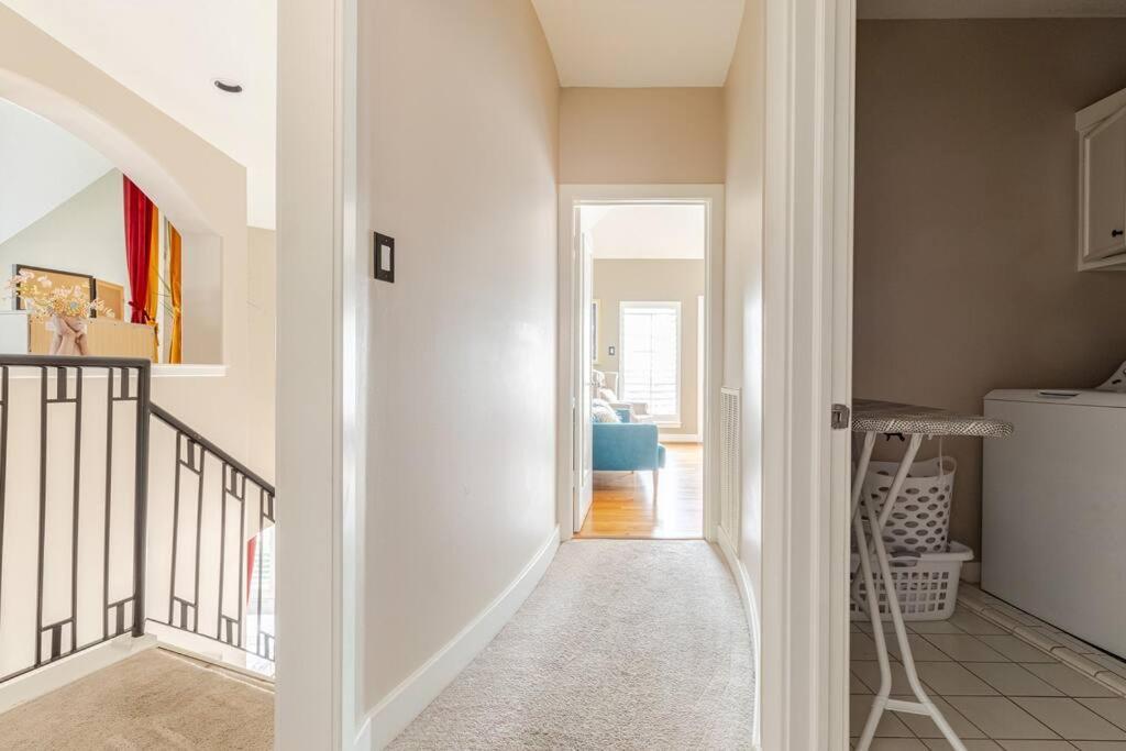 Wanderlust Villa Near Galleria Mall Хюстън Екстериор снимка